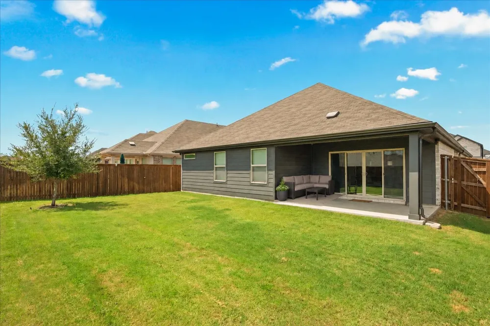 3903 Meredith Drive Farmersville, TX 75442