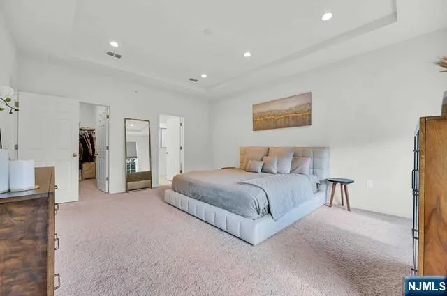 81 Sequoia Drive Cedar Grove, NJ 07009