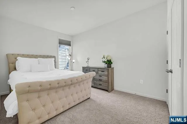 81 Sequoia Drive Cedar Grove, NJ 07009