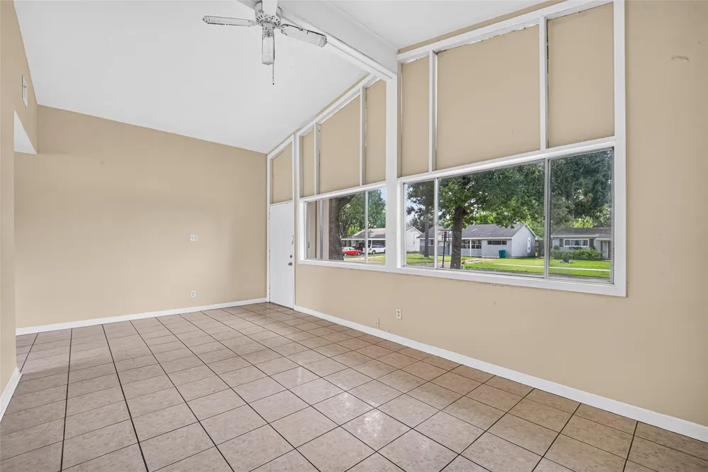 1307 Camden Road Pasadena, TX 77502