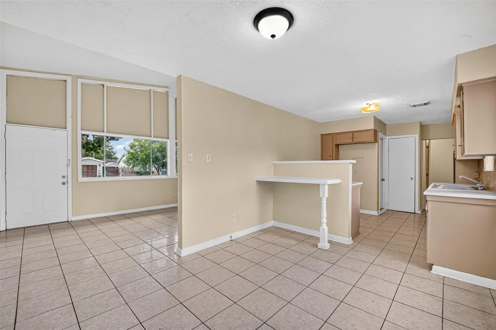 1307 Camden Road Pasadena, TX 77502