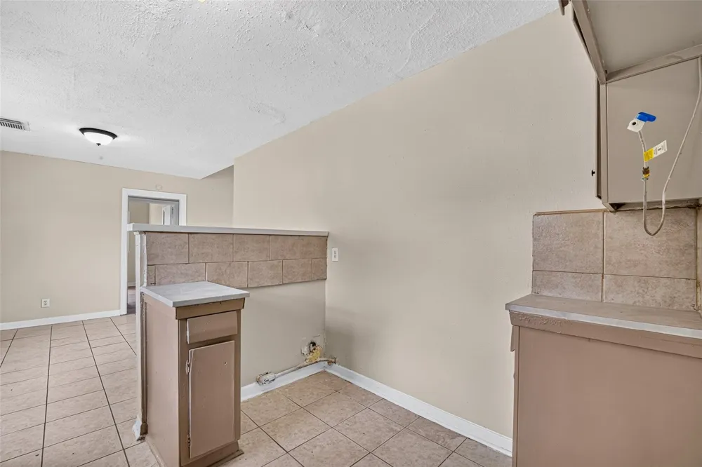 1307 Camden Road Pasadena, TX 77502