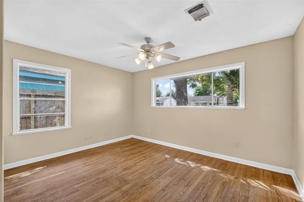 1307 Camden Road Pasadena, TX 77502