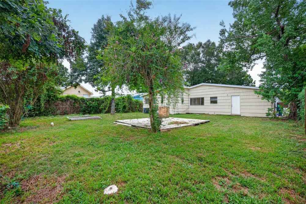1307 Camden Road Pasadena, TX 77502