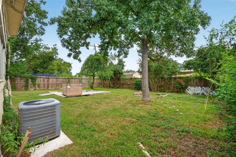 1307 Camden Road Pasadena, TX 77502