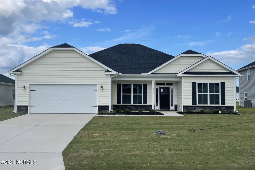 2138 Royal Pines Drive New Bern, NC 28560