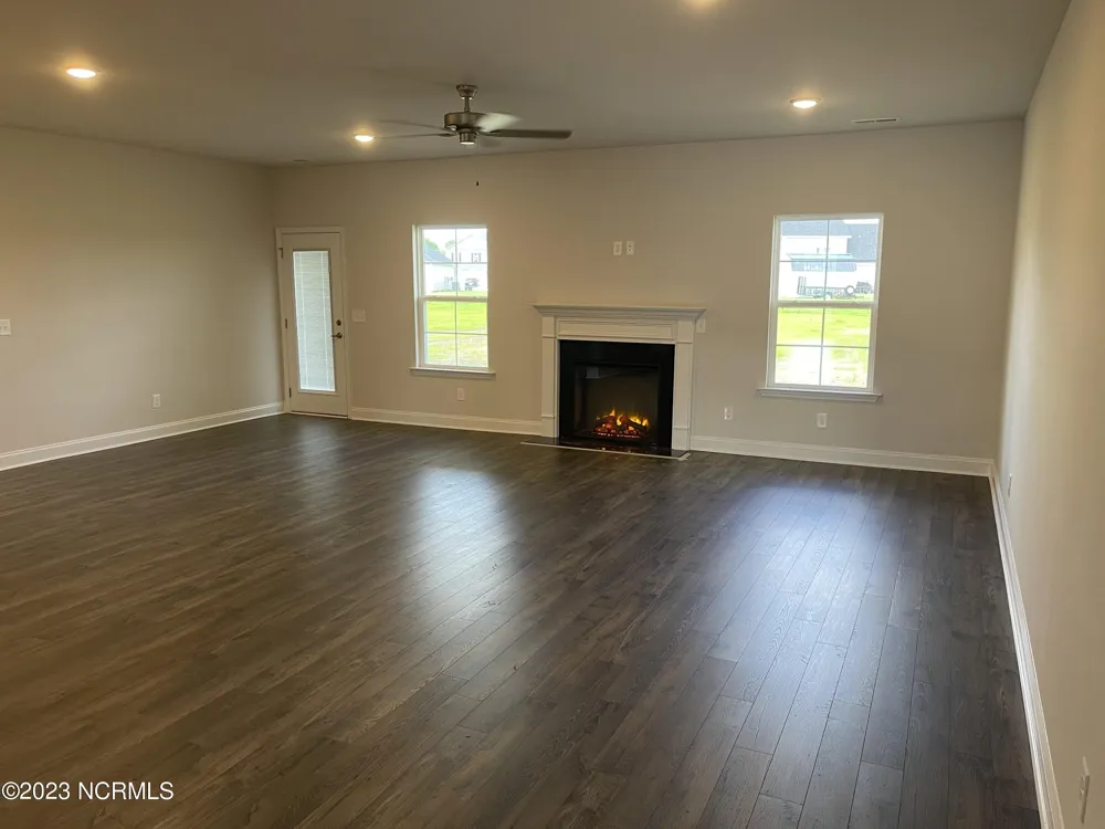 2138 Royal Pines Drive New Bern, NC 28560