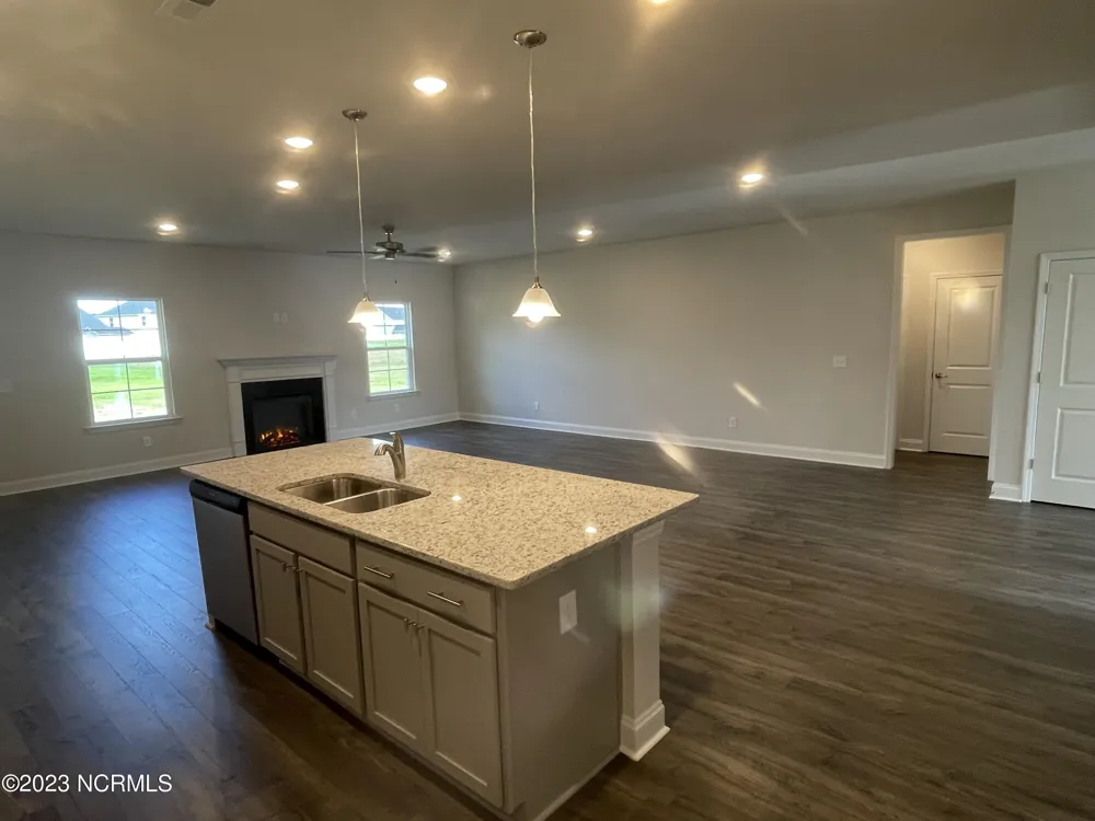 2138 Royal Pines Drive New Bern, NC 28560