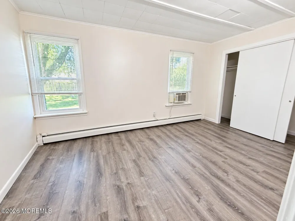 26 Hamilton Road Englishtown, NJ 07726