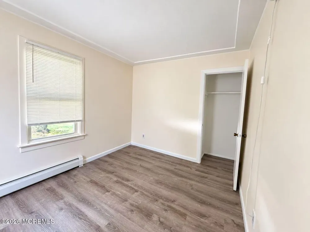 26 Hamilton Road Englishtown, NJ 07726