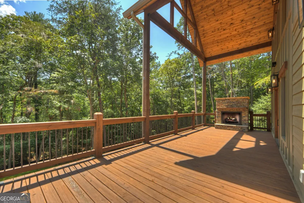 200 W Goldmine RD Ellijay, GA 30536