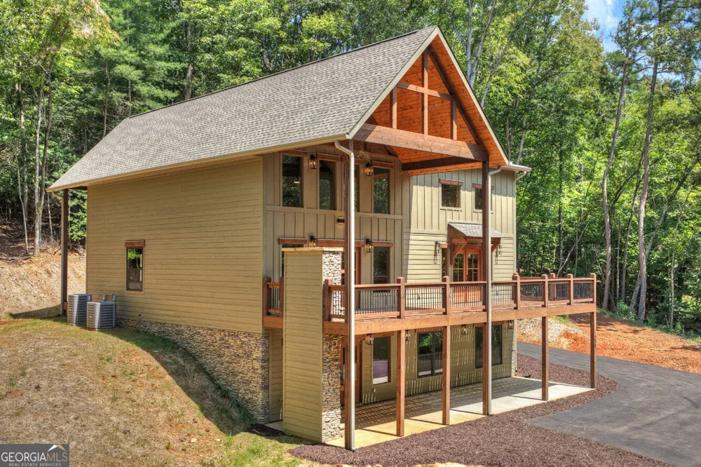 200 W Goldmine RD Ellijay, GA 30536
