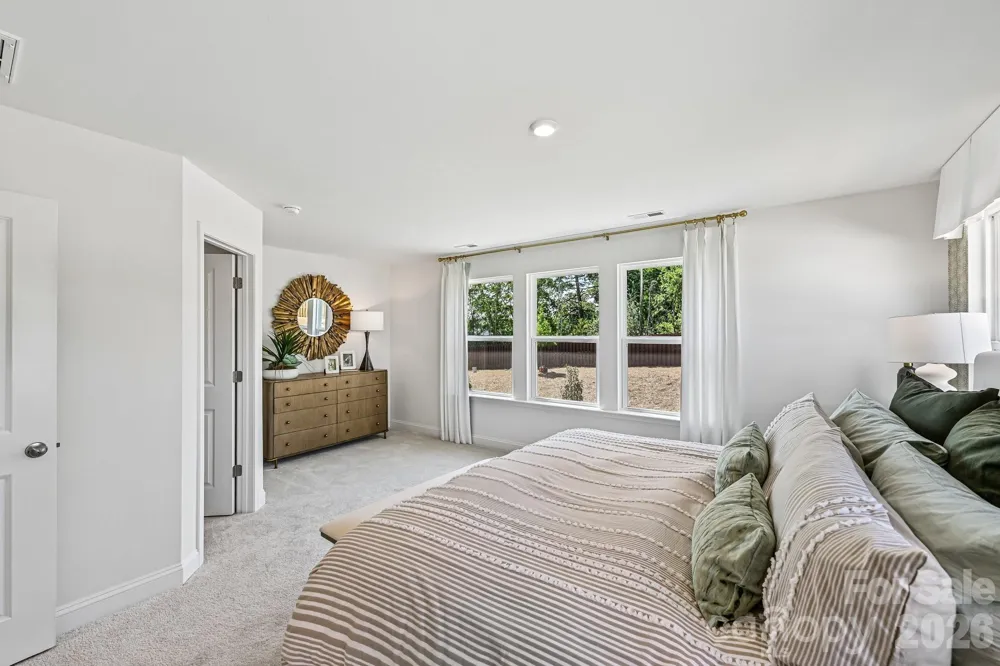 7551 Ethora Way Charlotte, NC 28216