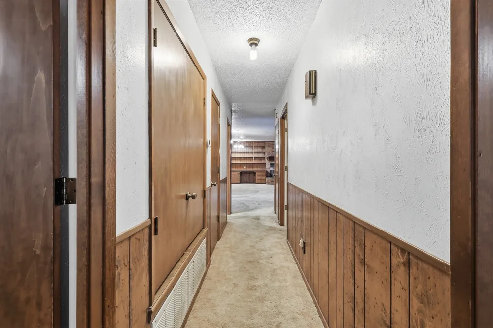 221 County Road 3220 Mt Pleasant, TX 75455