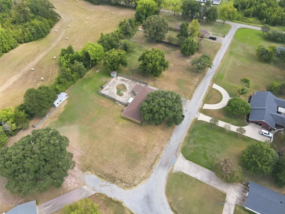 221 County Road 3220 Mt Pleasant, TX 75455