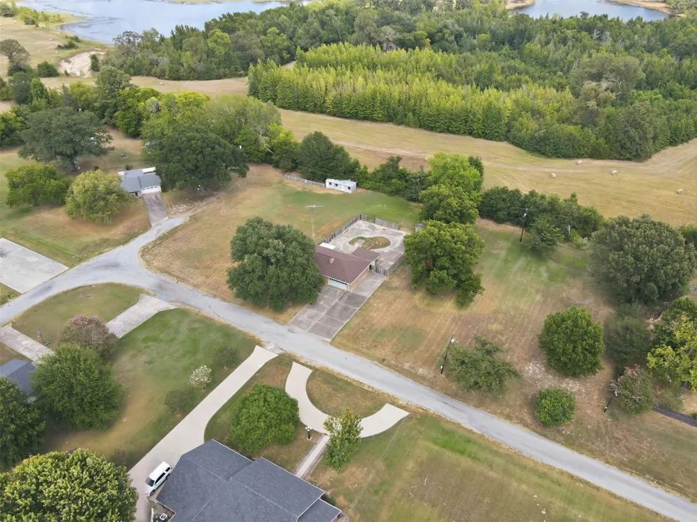 221 County Road 3220 Mt Pleasant, TX 75455