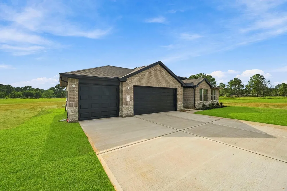 10511 Aren Road Conroe, TX 77303