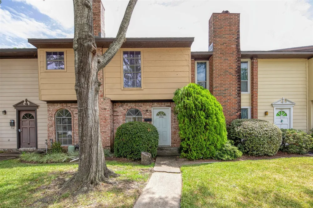 1556 Silverpines Road #556 Houston, TX 77062