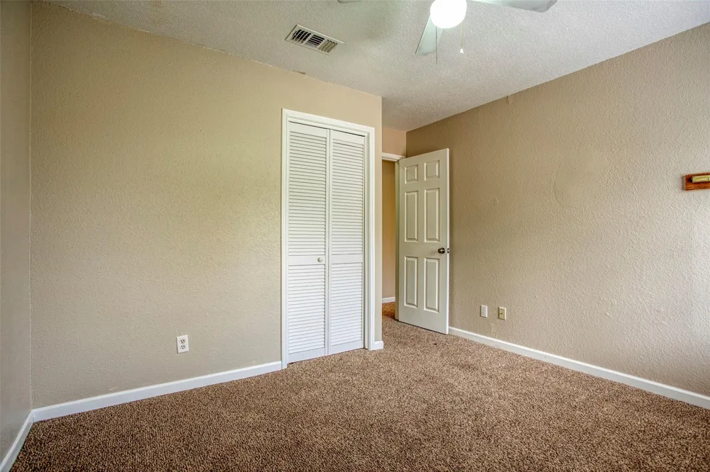 1556 Silverpines Road #556 Houston, TX 77062