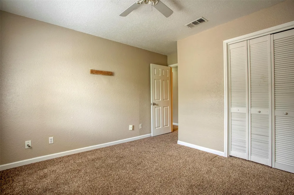 1556 Silverpines Road #556 Houston, TX 77062