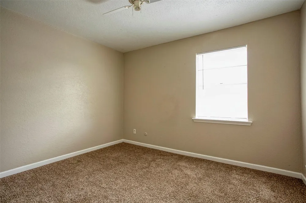 1556 Silverpines Road #556 Houston, TX 77062