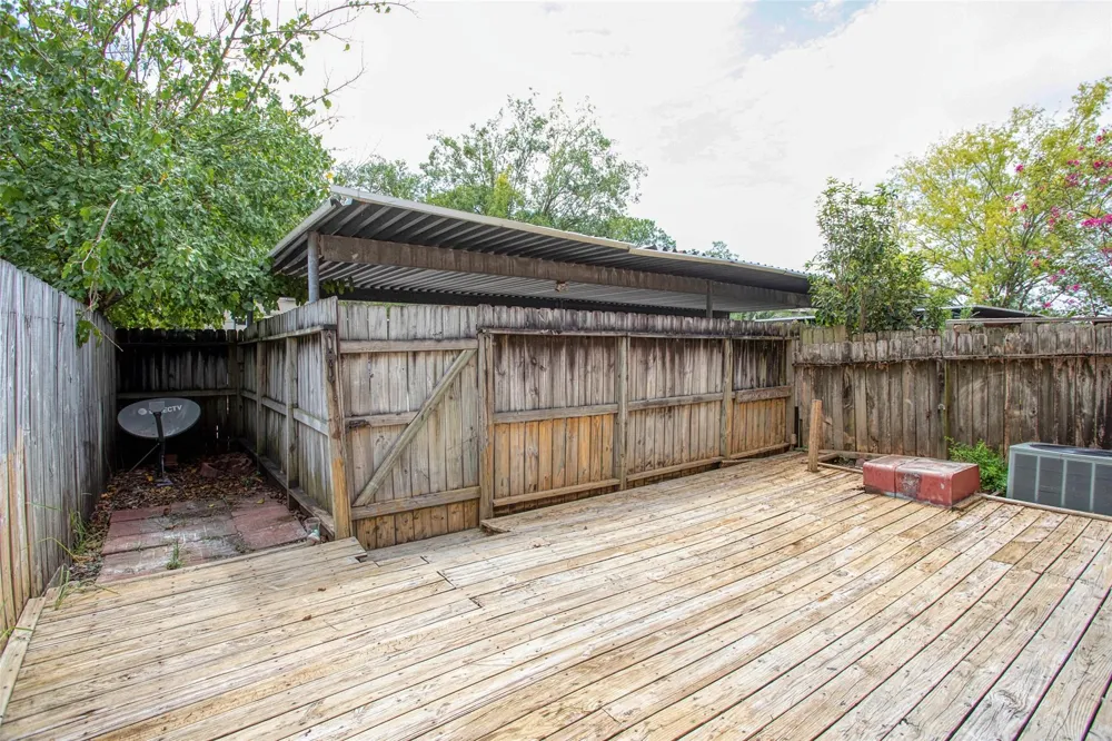 1556 Silverpines Road #556 Houston, TX 77062