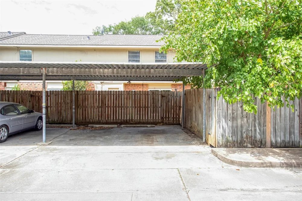 1556 Silverpines Road #556 Houston, TX 77062