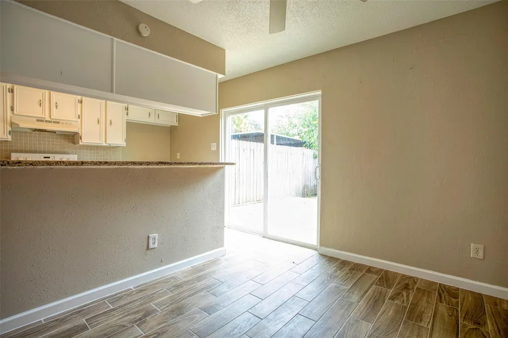 1556 Silverpines Road #556 Houston, TX 77062