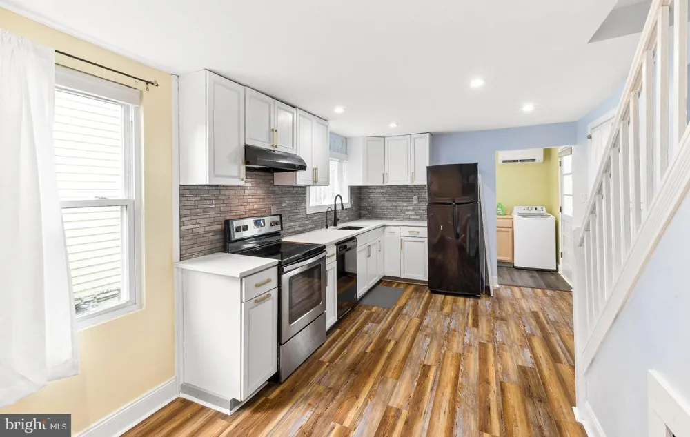 402 WESLEY AVENUE Pitman, NJ 08071