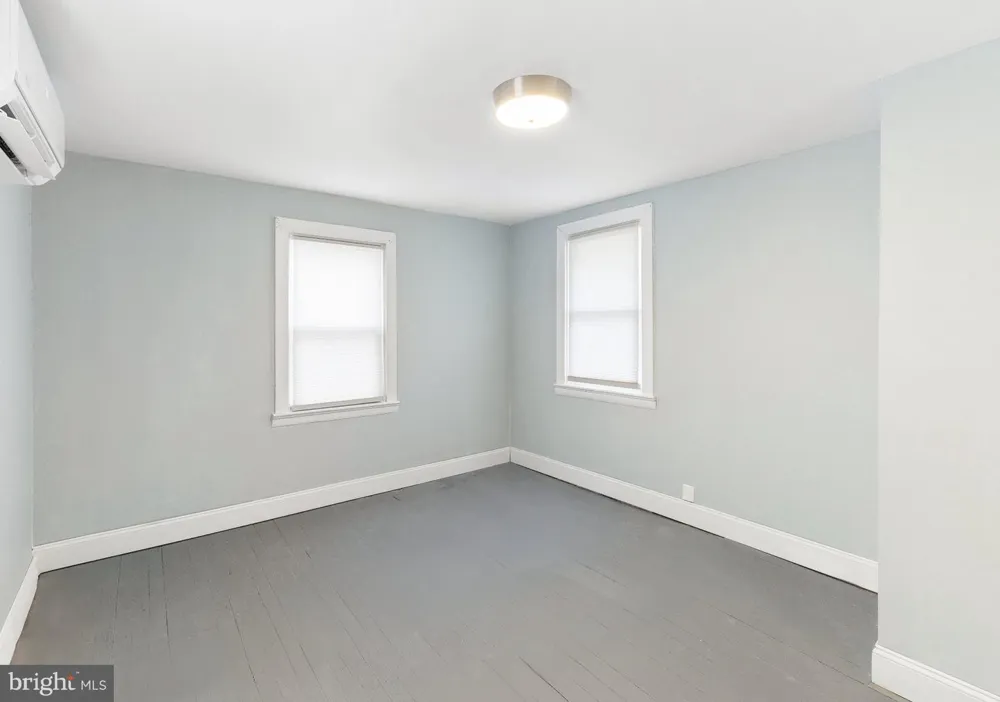402 WESLEY AVENUE Pitman, NJ 08071