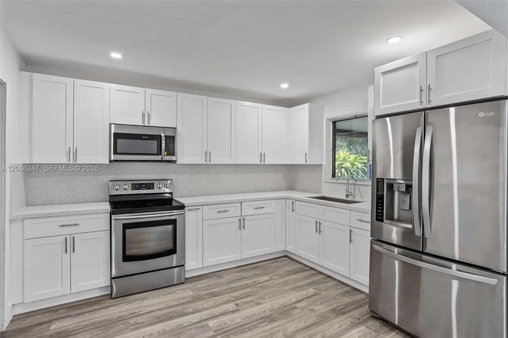 2517 Polk St Hollywood, FL 33020
