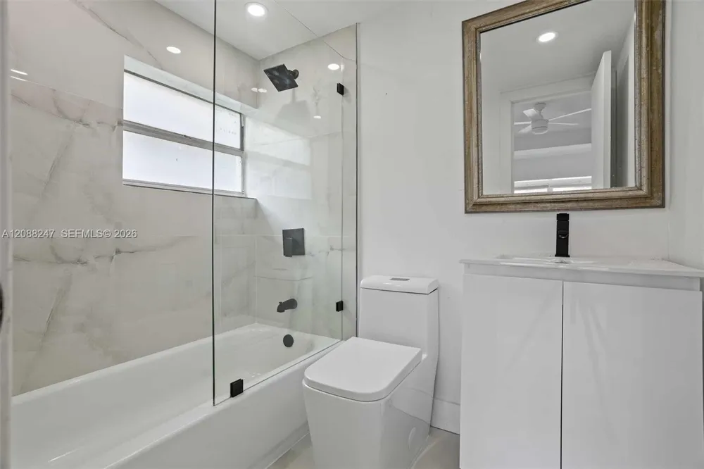 2517 Polk St Hollywood, FL 33020