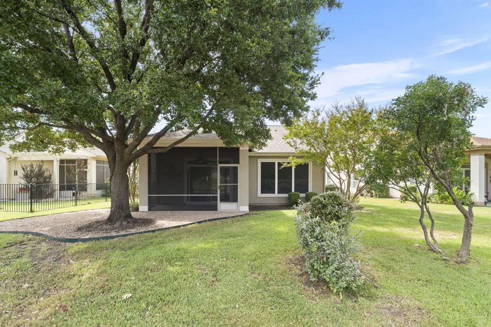 207 Winter Drive Georgetown, TX 78633