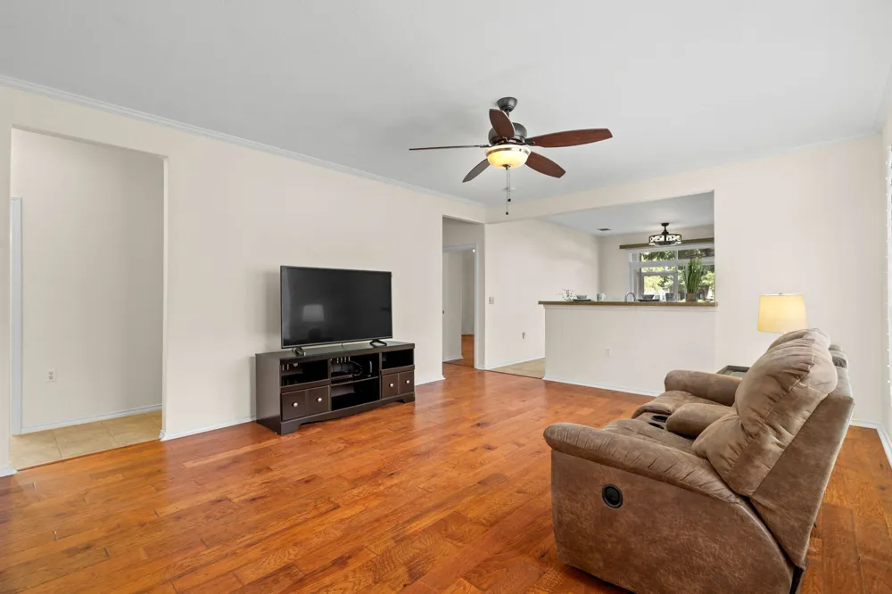 207 Winter Drive Georgetown, TX 78633