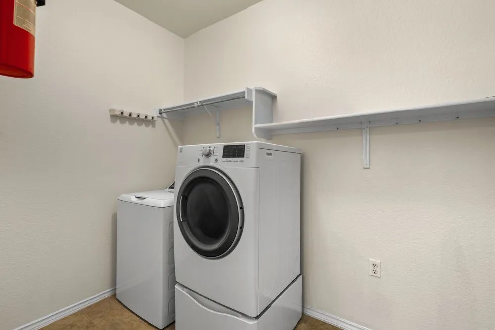 207 Winter Drive Georgetown, TX 78633