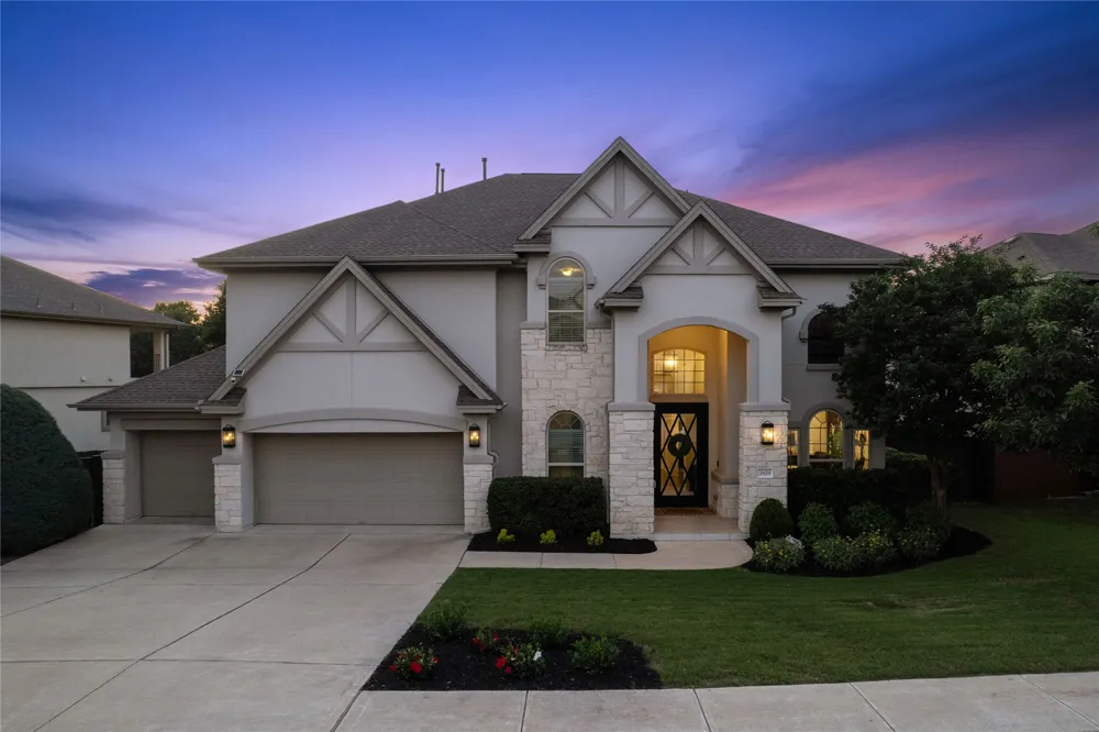 2829 Long Lasso Pass Leander, TX 78641