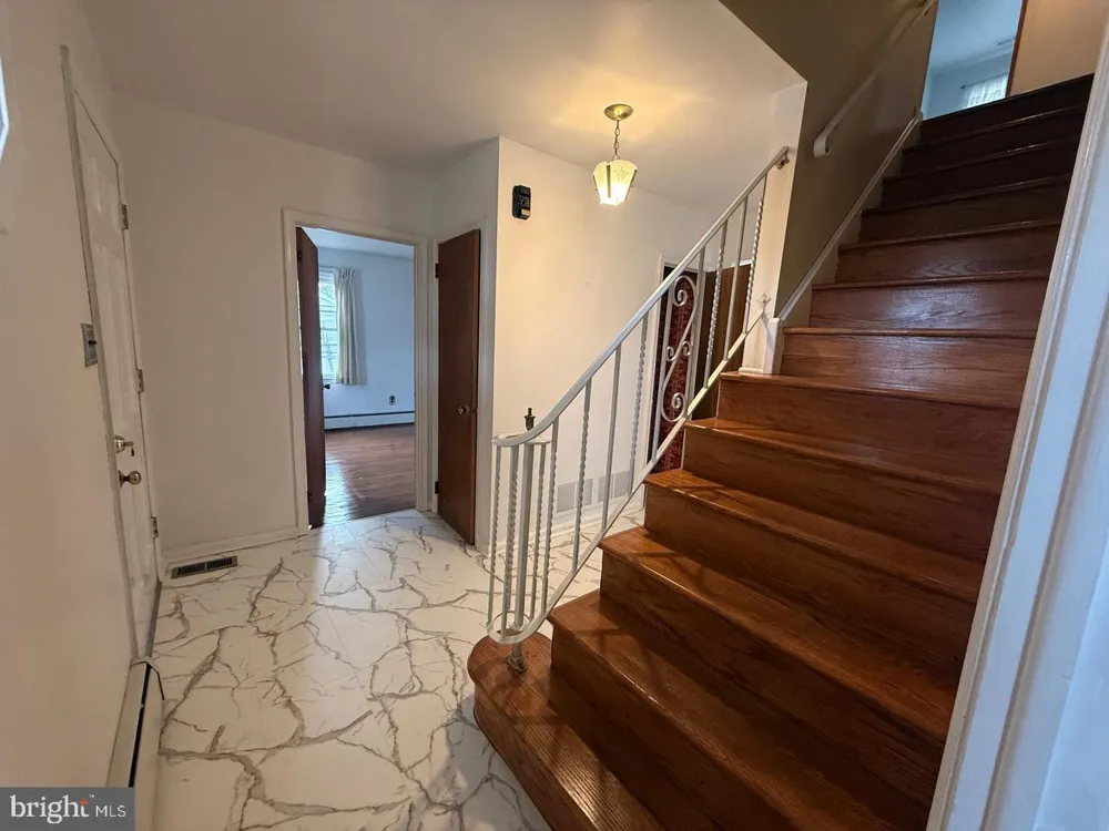 338 REES DRIVE King Of Prussia, PA 19406