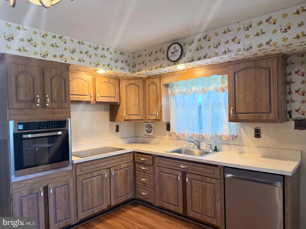 338 REES DRIVE King Of Prussia, PA 19406
