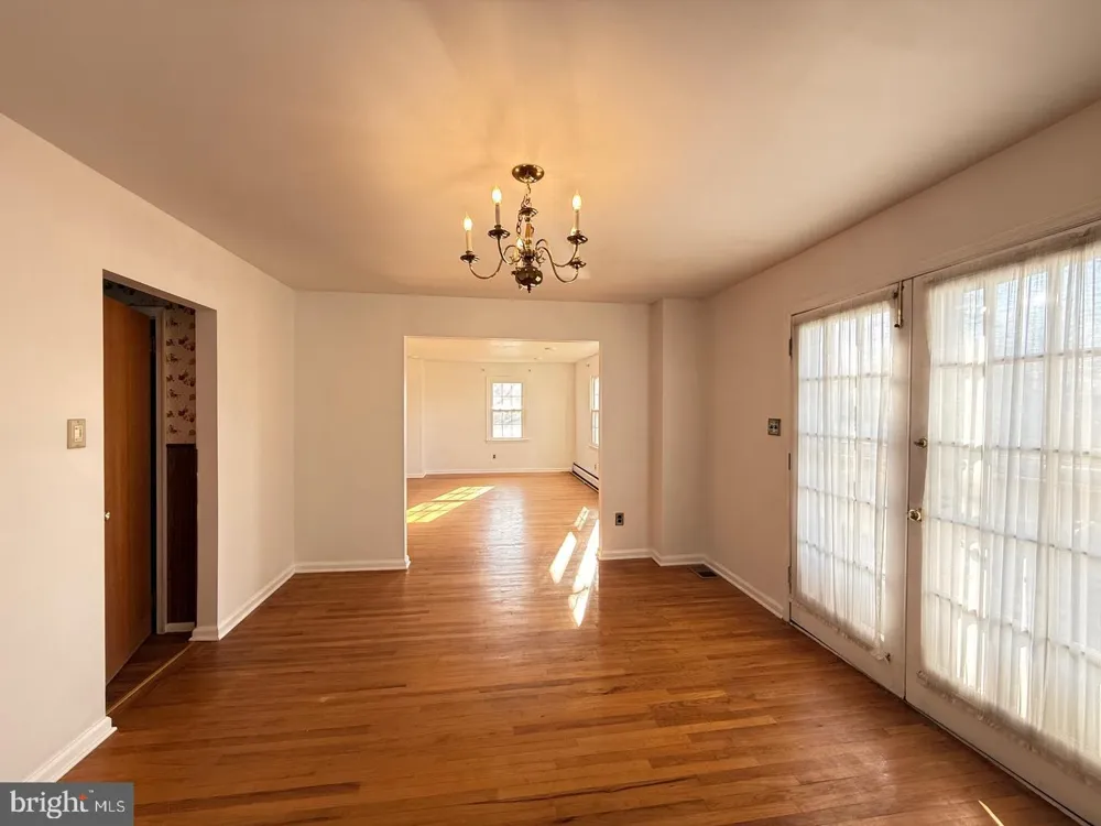 338 REES DRIVE King Of Prussia, PA 19406