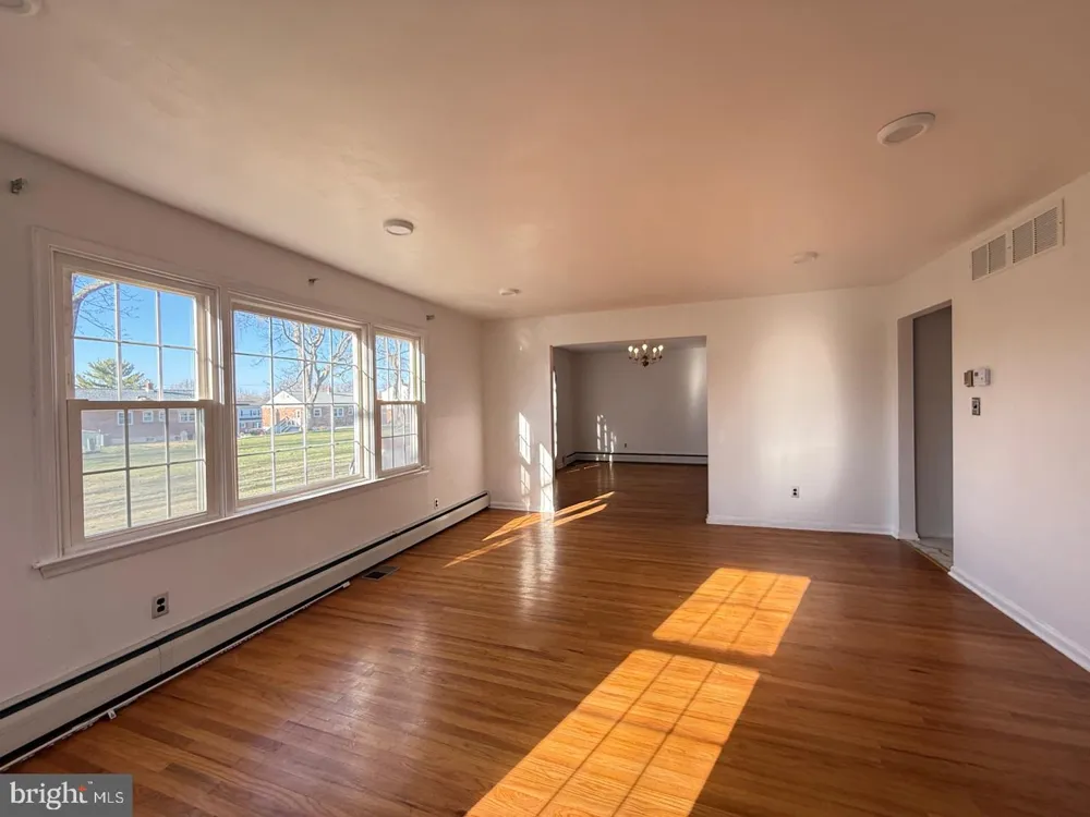 338 REES DRIVE King Of Prussia, PA 19406