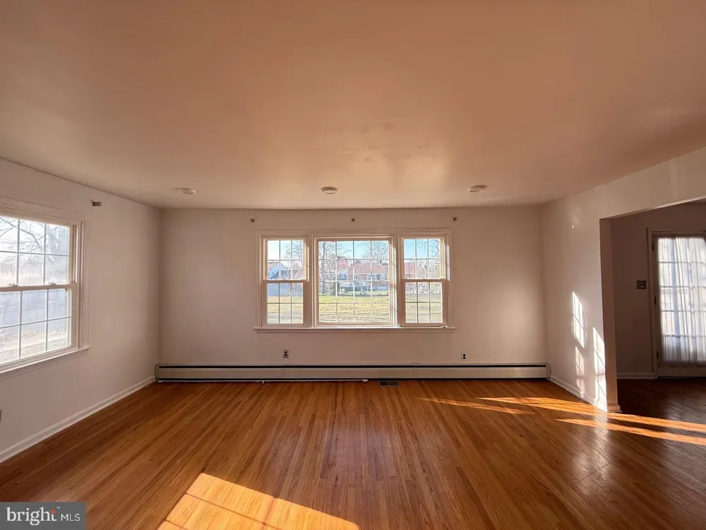 338 REES DRIVE King Of Prussia, PA 19406
