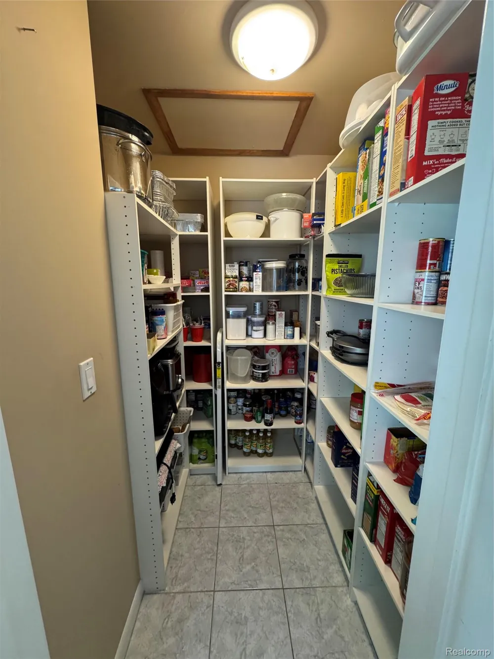 8245 Kier Road Springfield Charter Township, MI 48348
