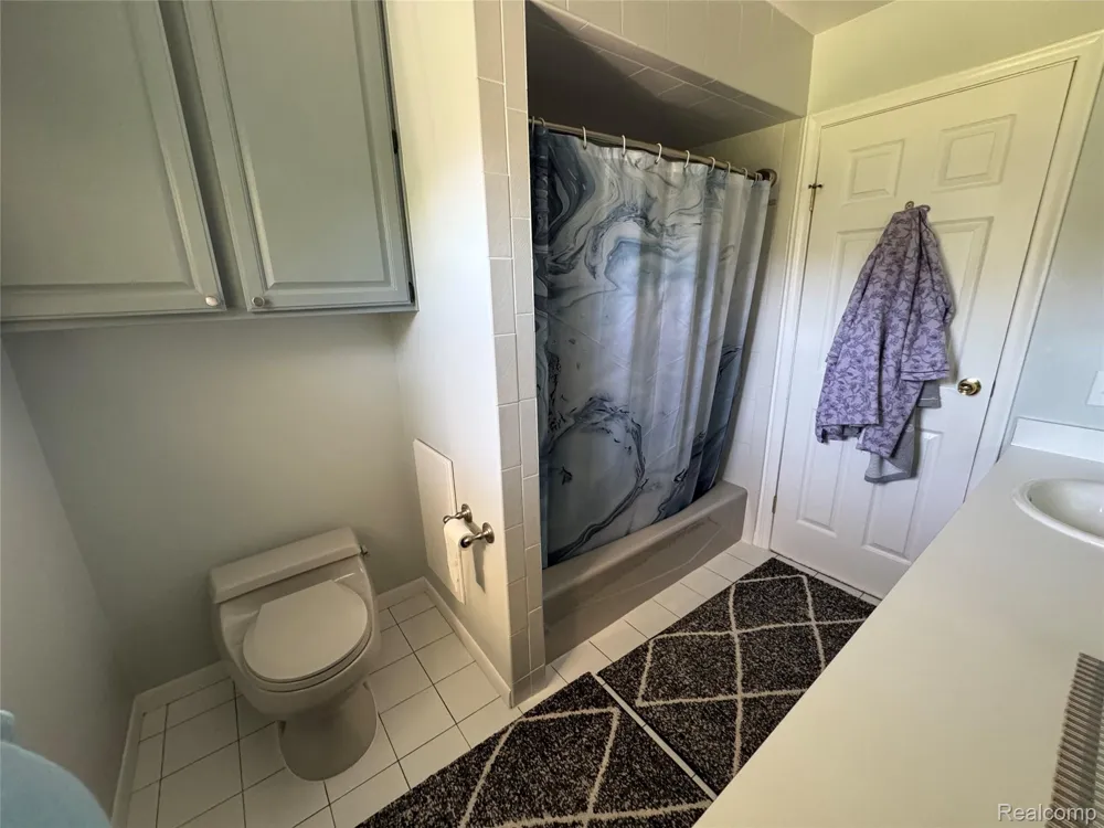 8245 Kier Road Springfield Charter Township, MI 48348