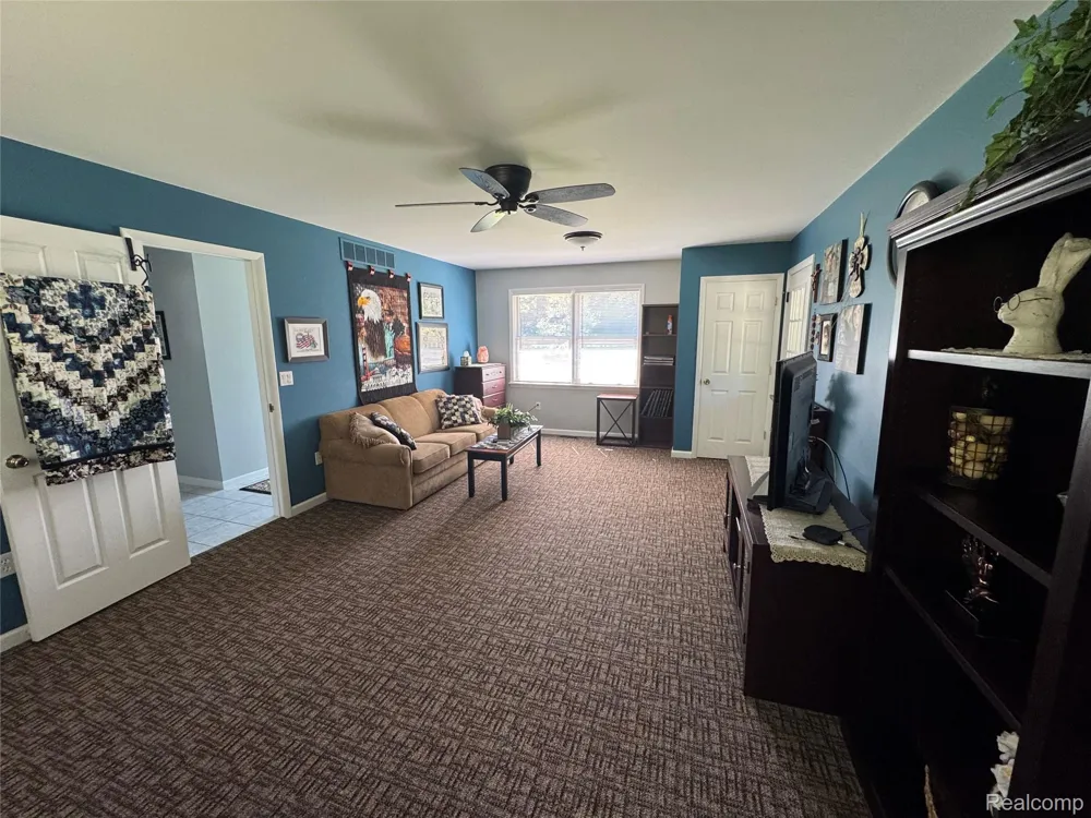 8245 Kier Road Springfield Charter Township, MI 48348
