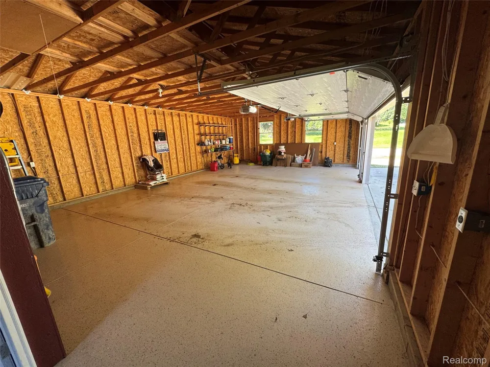 8245 Kier Road Springfield Charter Township, MI 48348