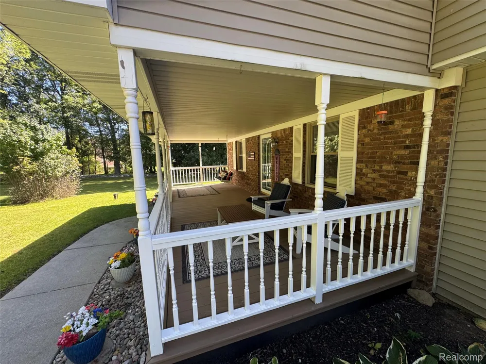 8245 Kier Road Springfield Charter Township, MI 48348