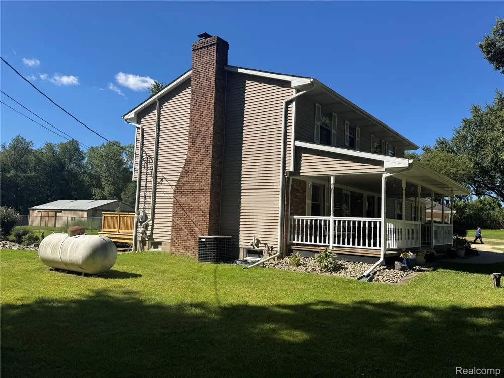 8245 Kier Road Springfield Charter Township, MI 48348