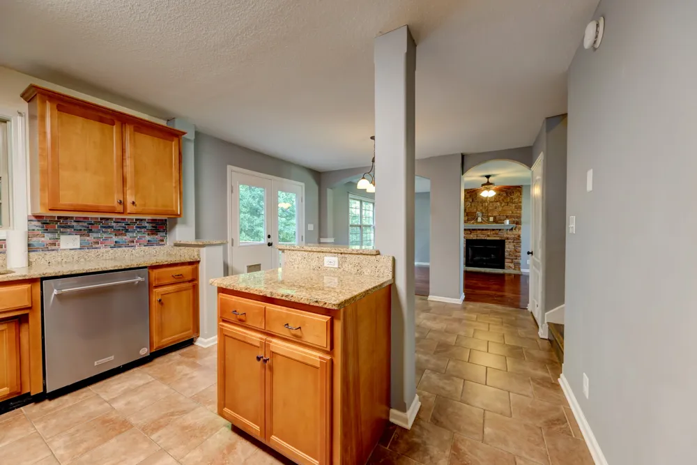 2720 Arthurs Ct Clarksville, TN 37040