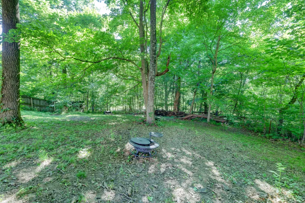 2720 Arthurs Ct Clarksville, TN 37040