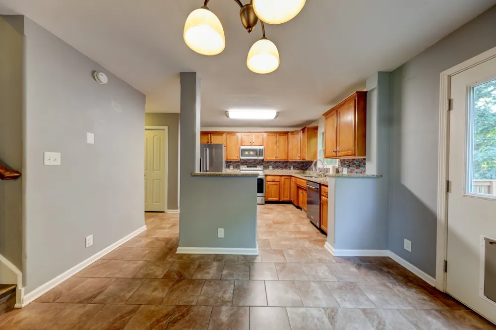 2720 Arthurs Ct Clarksville, TN 37040